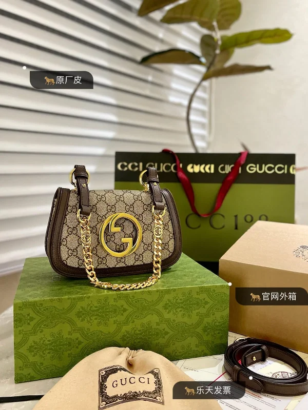 Gucci backpacks for women with a sleek silhouetteGucci Blondie Mini Handbag 1:1 AAA