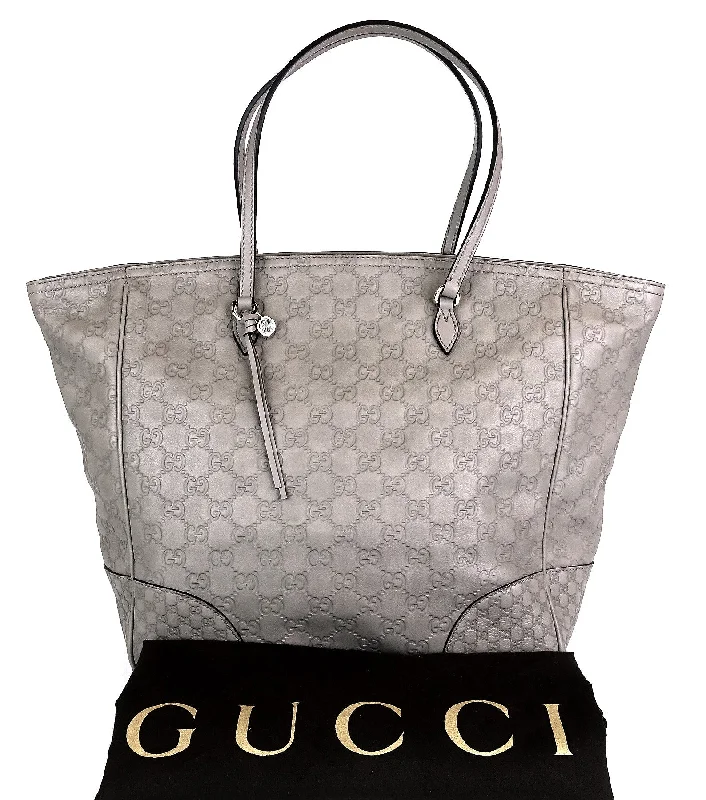 Women Gucci bags with a magnetic snap closure for easy accessBree Guccissima Leather Medium Tote Bag