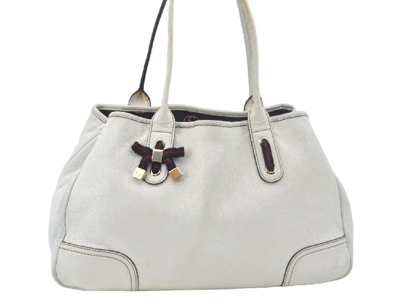 Gucci handbags for women with a patent - leather finishAuthentic GUCCI Princy Leather Shoulder Tote Bag 163805 White L0647