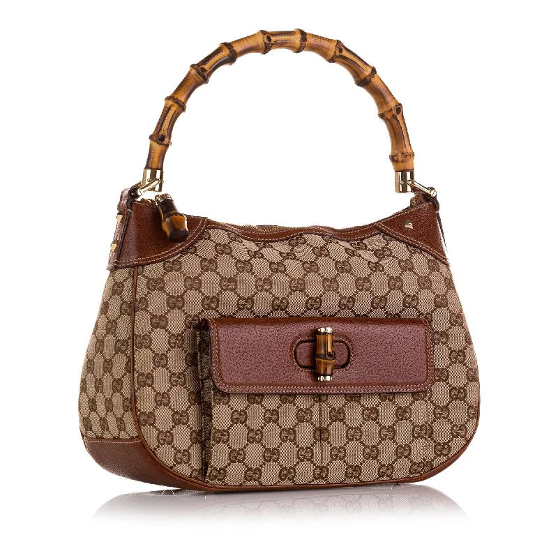 Women Gucci bags with a front - flap pocket for quick - access itemsGucci Bamboo GG Canvas Handbag (CCTUmU)