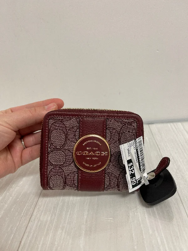 Coach bags with a detachable mobile phone holder for on - the - go useWallet Designer By Coach, Size: Small