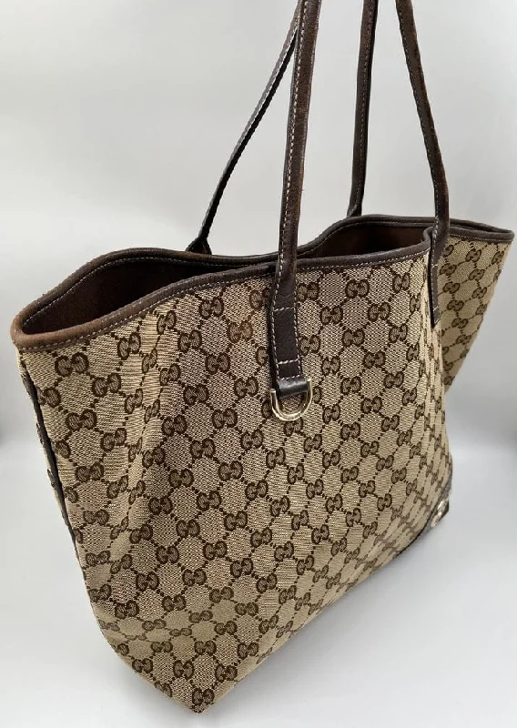 Women Gucci bags with interlocking G hardware for a classic lookVintage Gucci Tote Bag