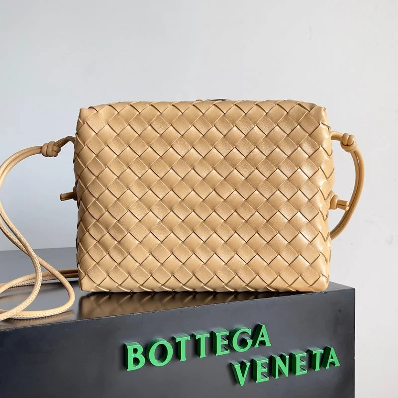 Bottega Veneta bags with zipper closuresWhimsy Finds - Bottega Veneta Bags - 236