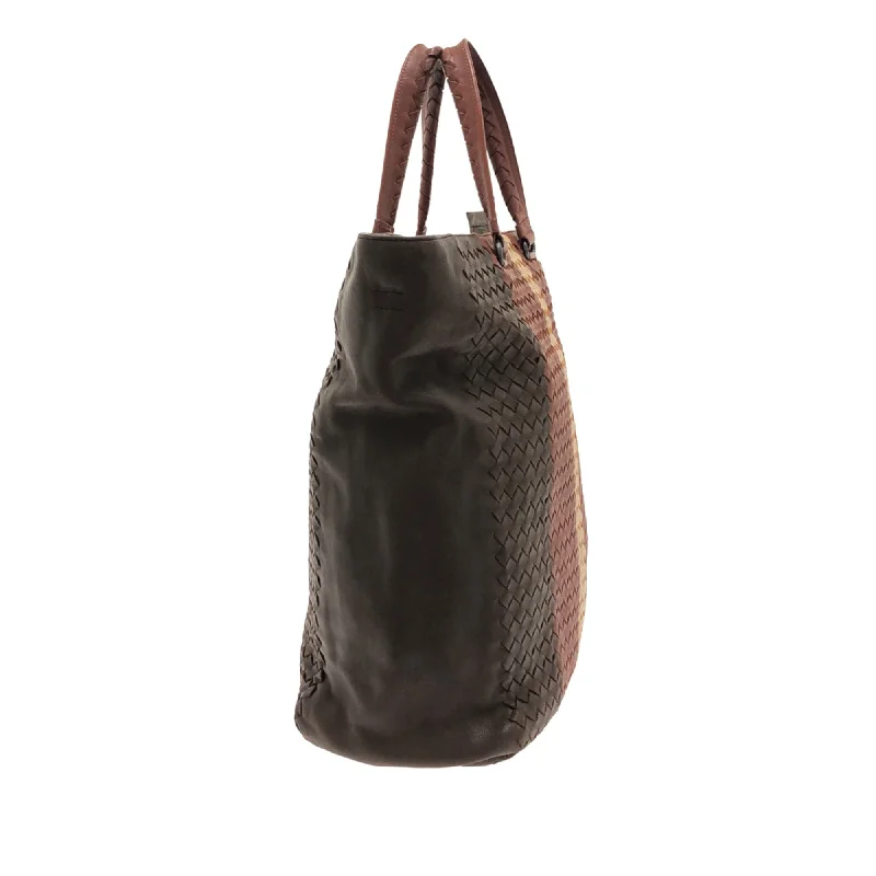 Bottega Veneta bags with geometric patternsBrown Bottega Veneta Intrecciato Tote