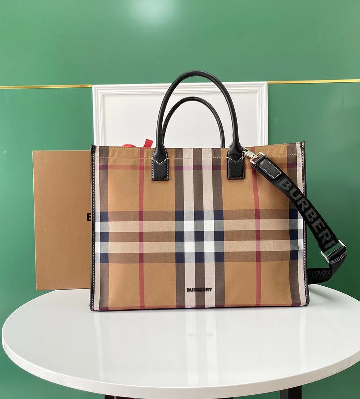 Burberry Bags with Magnetic Closures for Quick AccessHonix Bags - Burberry Bags - 326