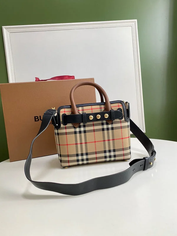 Burberry Bags with Chain Straps for a Chic VibeHonix Bags - Burberry Bags - 208