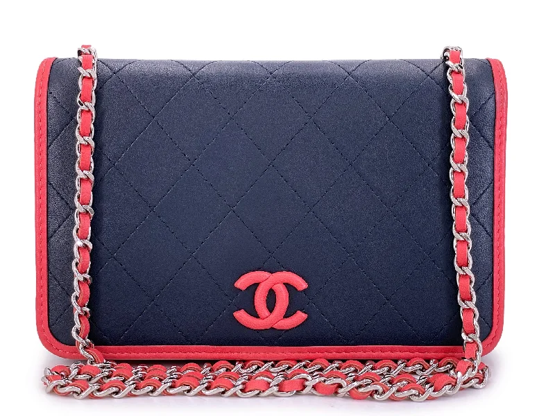 Chanel Medium Tote Bag for Office LadiesChanel Navy and Coral Pink Covered CC Wallet on Chain WOC Bag Pristine