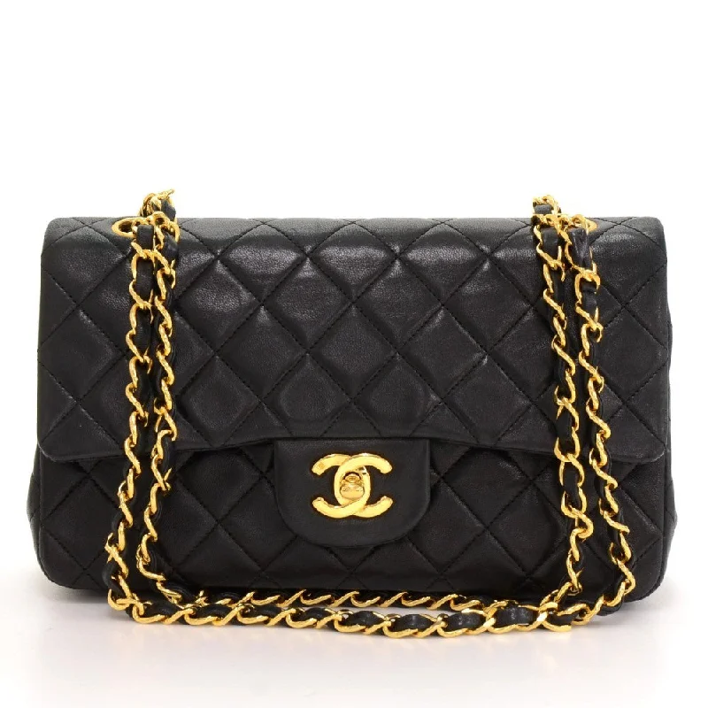 Chanel Quilted Leather Shoulder Bag for FashionistasDouble Flap Quilted Leather Bag