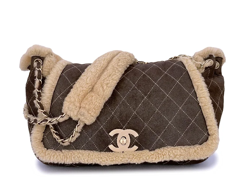 Chanel Designer Handbag with Unique DesignChanel Vintage Classic Shearling Jumbo CC Flap Bag