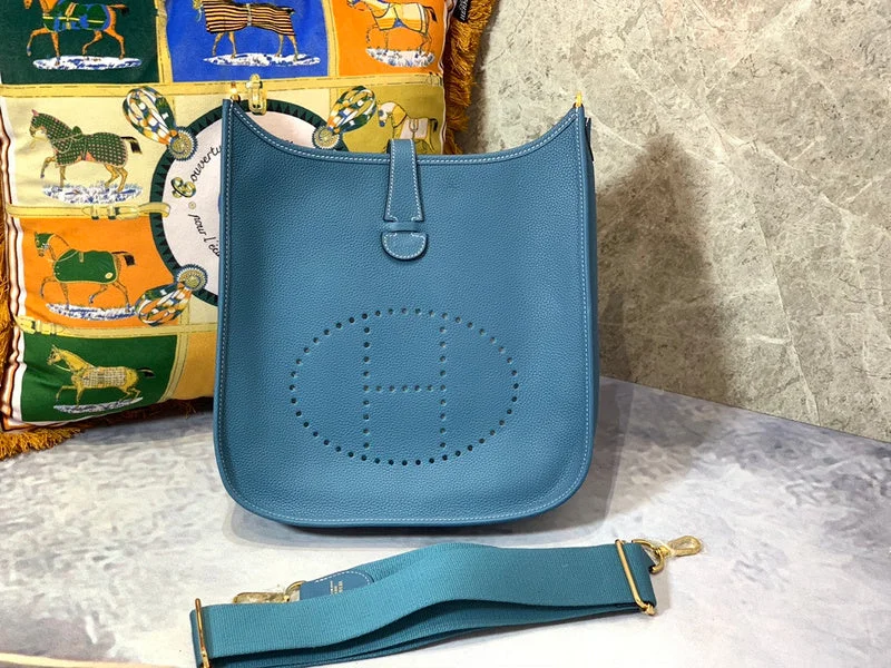 Oversized Hermes Bags for a Fashion - Forward and Practical StatementWhimsy Finds - Hermes Bags - 431