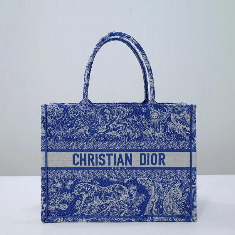 Fashion - forward Christian Dior tote bags for the modern womanChristian Dior  Bags - 3778