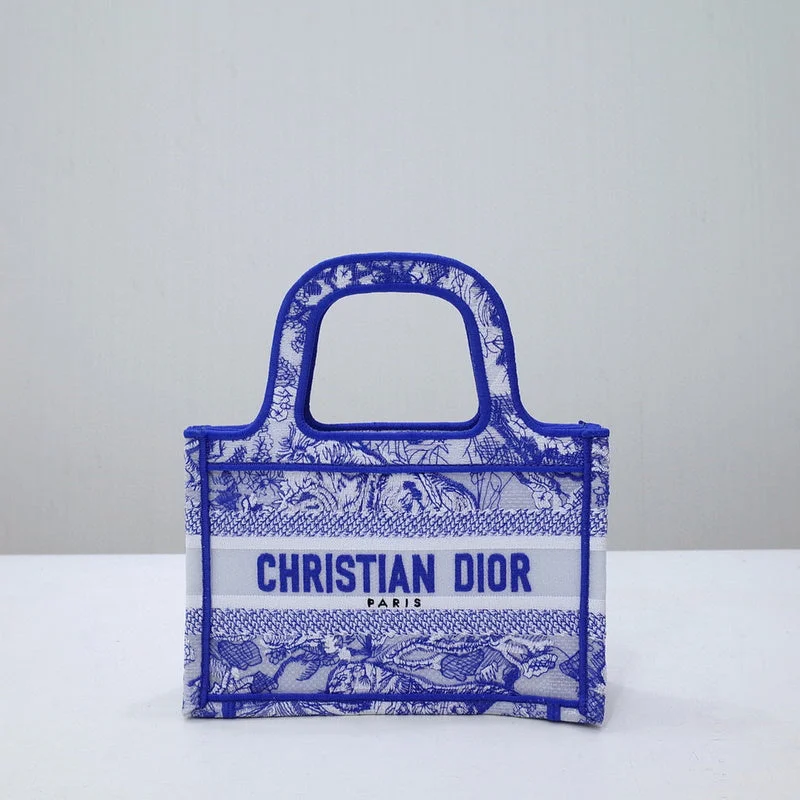 Fashion - forward Christian Dior tote bags for the modern womanChristian Dior  Bags - 3800