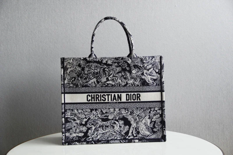 Christian Dior bags with a side - pocket for holding a water bottleChristian Dior  Bags - 3810