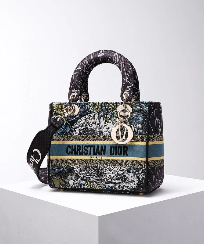 Trendsetting Christian Dior crossbody bags with a colorful strapChristian Dior  Bags - 3847