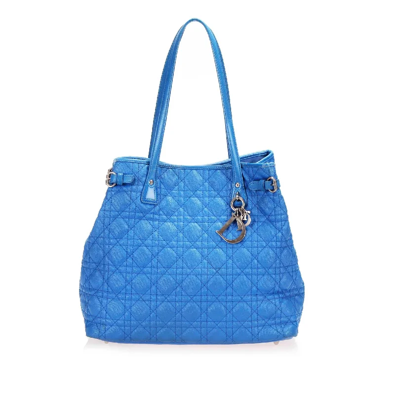 Christian Dior bags with a zip - top closure and multiple compartmentsDior Cannage Panarea Tote (SHG-12491)