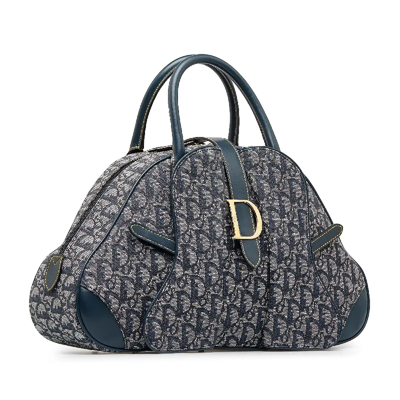 Fashion - forward Christian Dior tote bags for the modern womanDior Dior Oblique Double Saddle Bowler (SHG-pJpEaE)